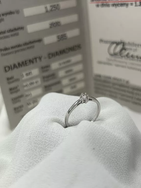 zloty-pierscionek-biale-zloto-585-125g-z-brylantem-009ct-r10-kod-producenta-pz3z027mi