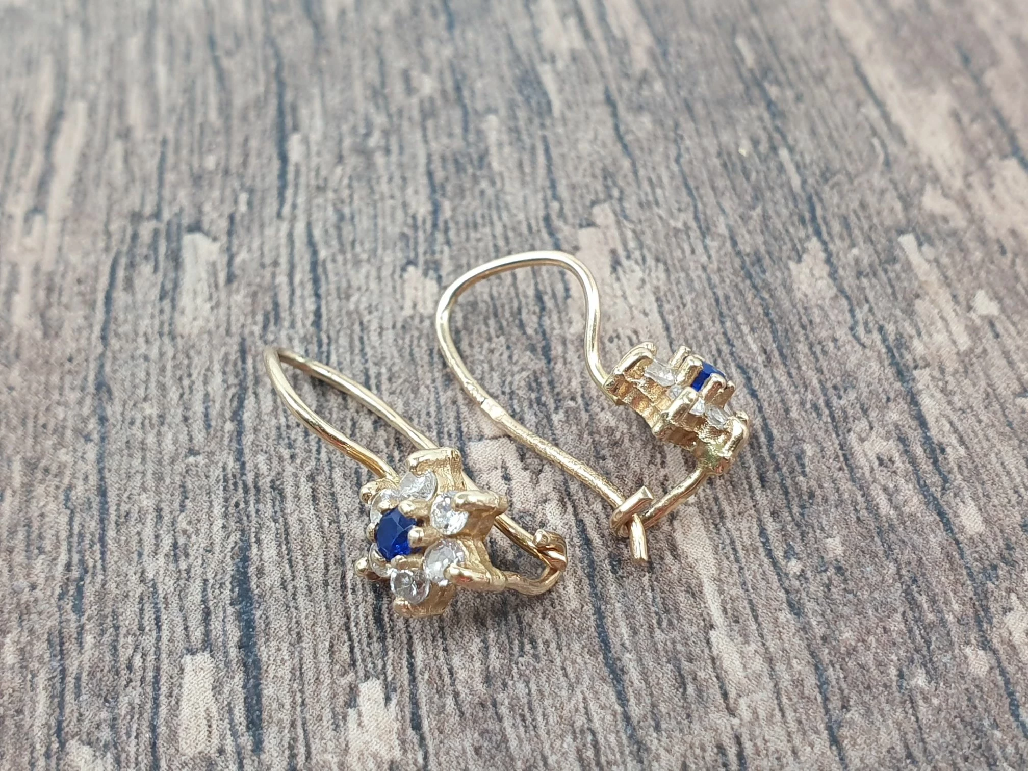 zlote-kolczyki-kwiatek-cyrkonie-p585-215g-material-15835-2