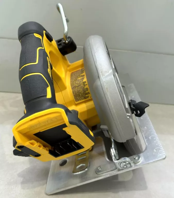 ZESTAW DEWALT PILARKA TARCZOWA DEWALT DSC 573 + ZAKRĘTARKA DEWALT DCF887