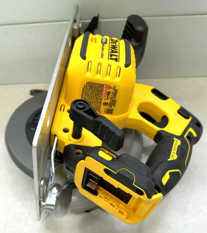 ZESTAW DEWALT PILARKA TARCZOWA DEWALT DSC 573 + ZAKRĘTARKA DEWALT DCF887