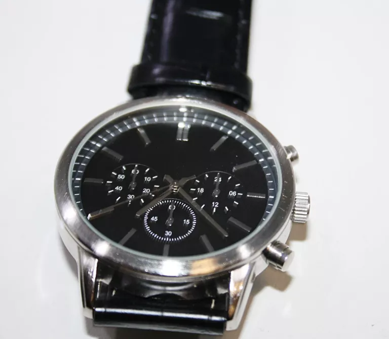 ZEGAREK AVON