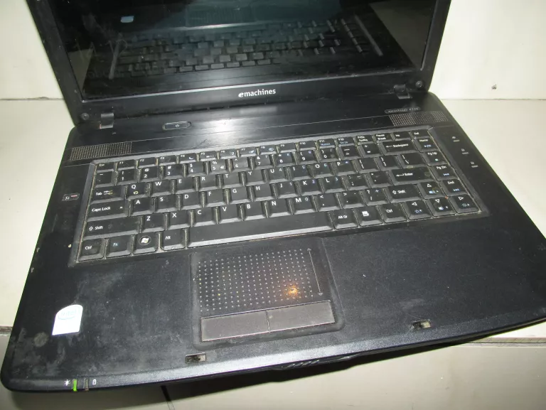 LAPTOP EMACHINES E520 2GB/160GB