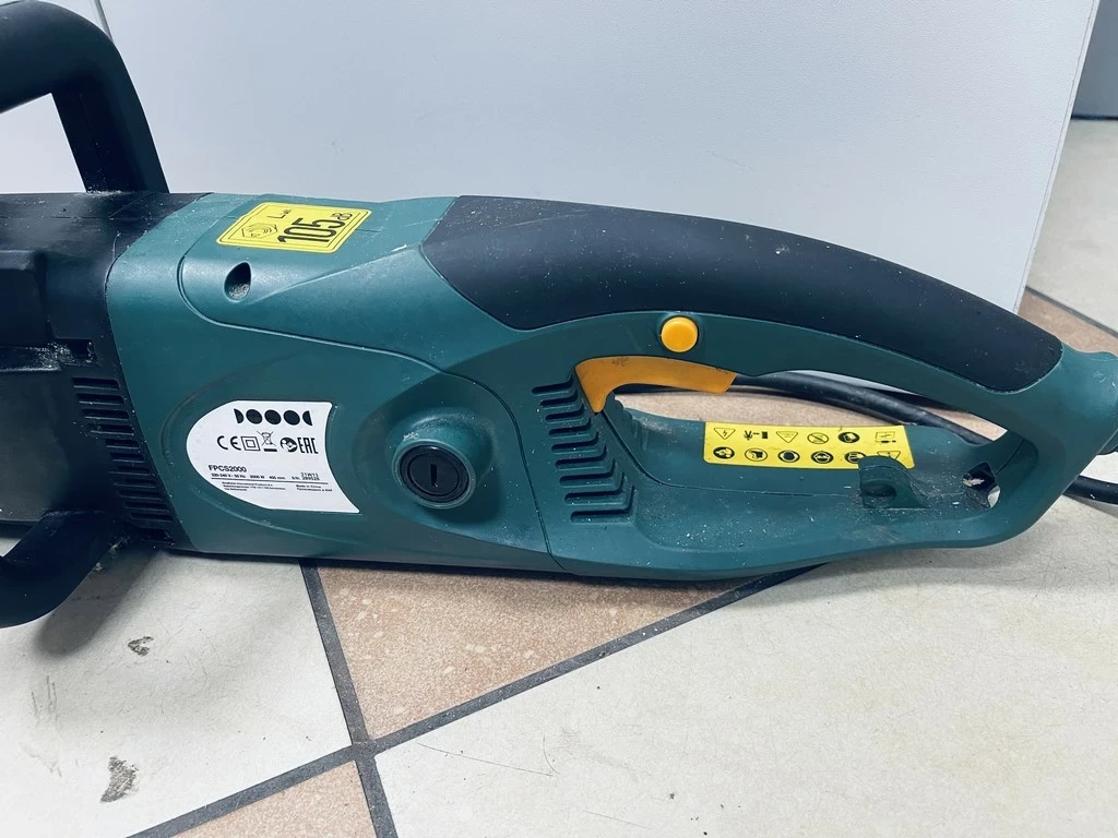 elektryczna-pilarka-lancuchowa-fpcs2000-kod-producenta-fpcs2000