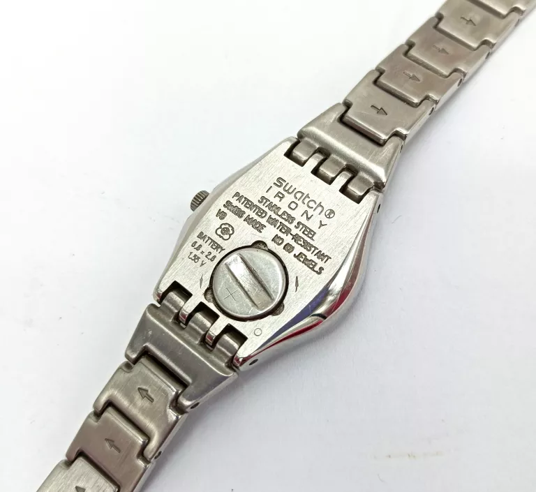 zegarek-dziewczecy-swatch-irony-lady-flower-box-ksztalt-koperty-okragla