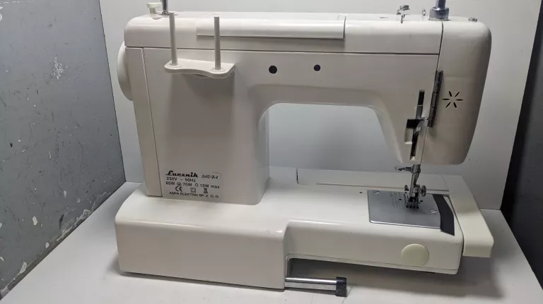 MASZYNA DO SZYCIA ŁUCZNIK 340 FA