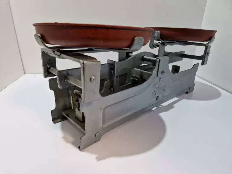 piekna-stara-waga-szalkowa-antyk-stan-nie-wymaga-renowacji