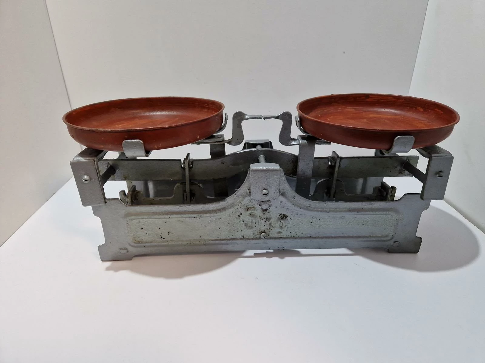 piekna-stara-waga-szalkowa-antyk-rynek-42-skawina