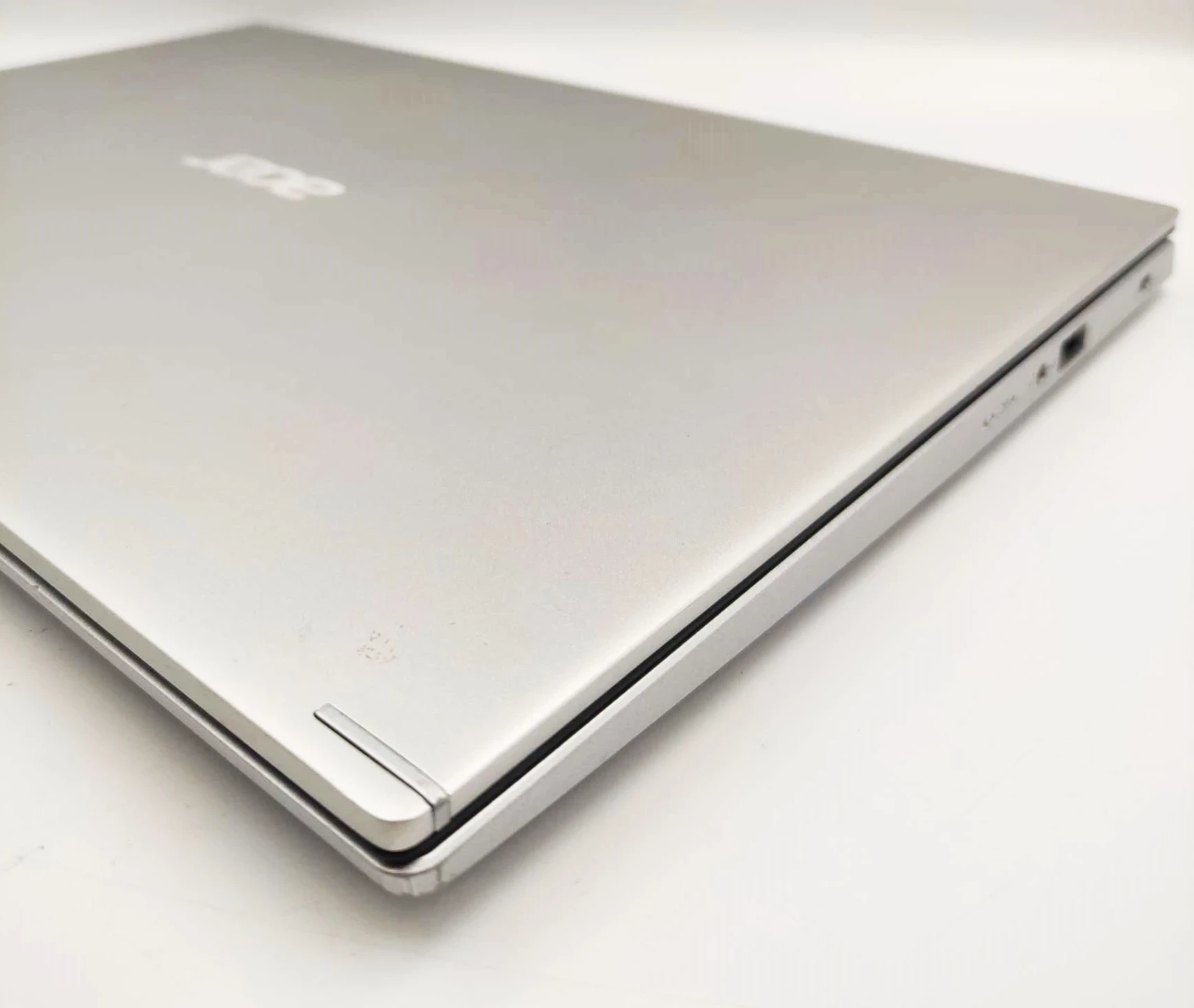 laptop-acer-aspire-5-a515-56-38u-intel-i5-seria-procesora-intel-core-i5