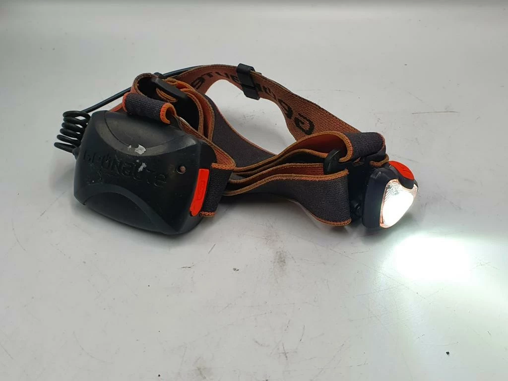 latarka-czolowa-zasilana-akumulatorem-geonaute-ean-gtin-8052531376453