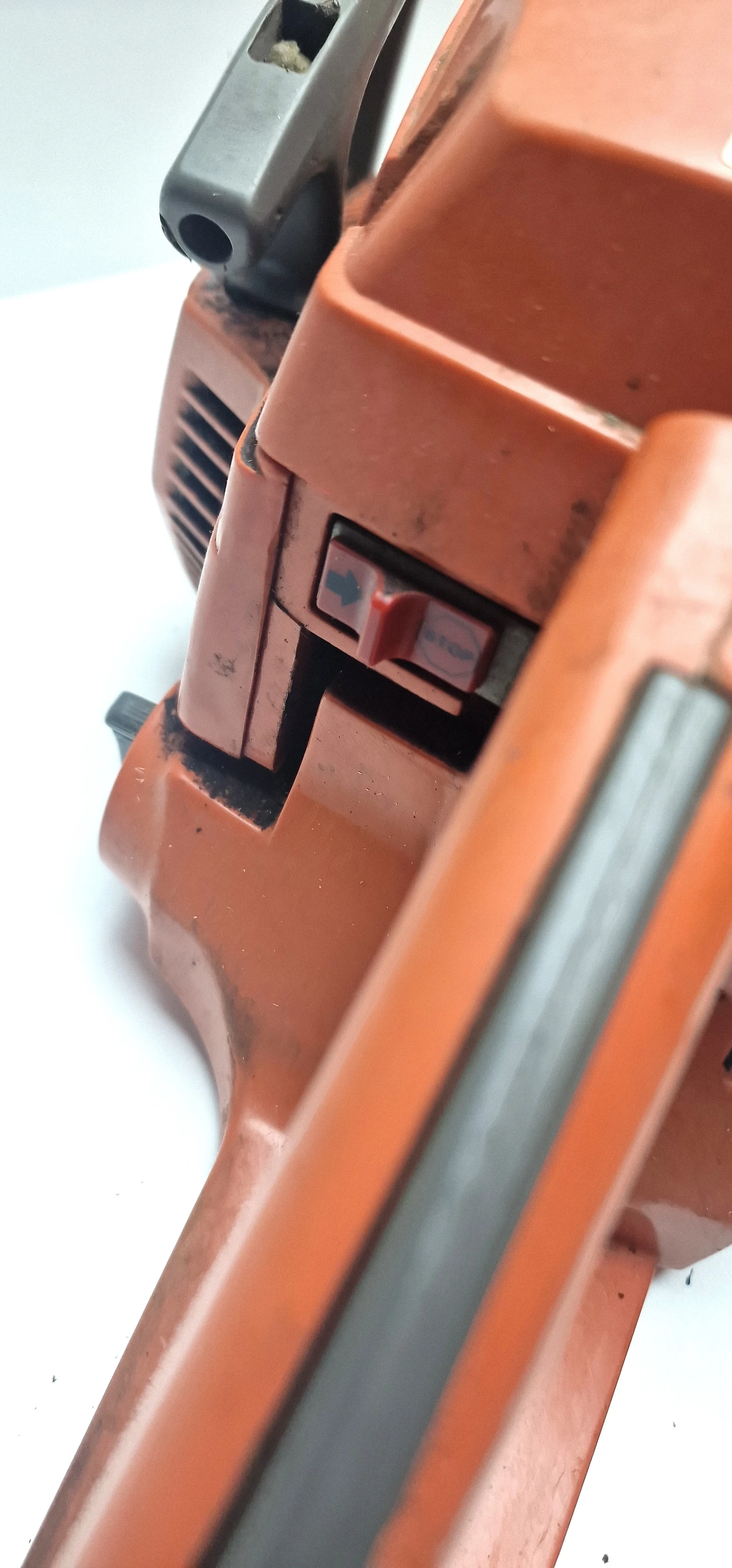 pila-spalinowa-husqvarna-136-opis-niepodleglosci-393-gryfice