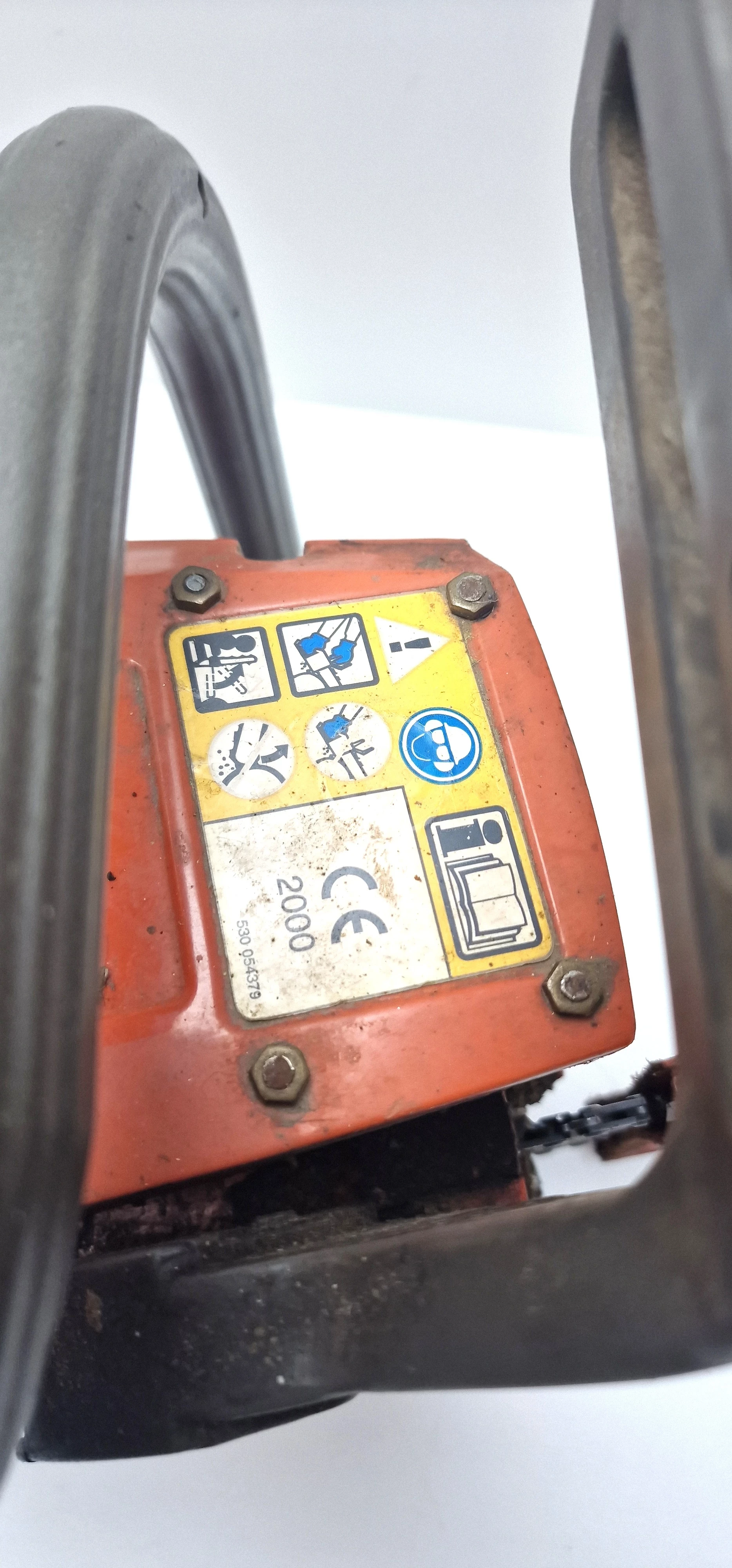 pila-spalinowa-husqvarna-136-opis-stan-uzywany