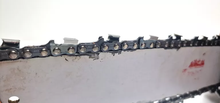 pila-spalinowa-husqvarna-136-opis-stan-uzywany