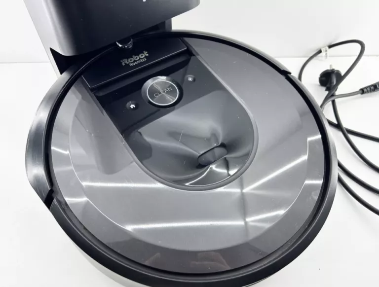 IROBOT ROOMBA I7 PLUS KOMPLET