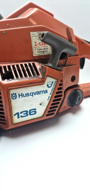 PIŁA SPALINOWA HUSQVARNA 136 OPIS