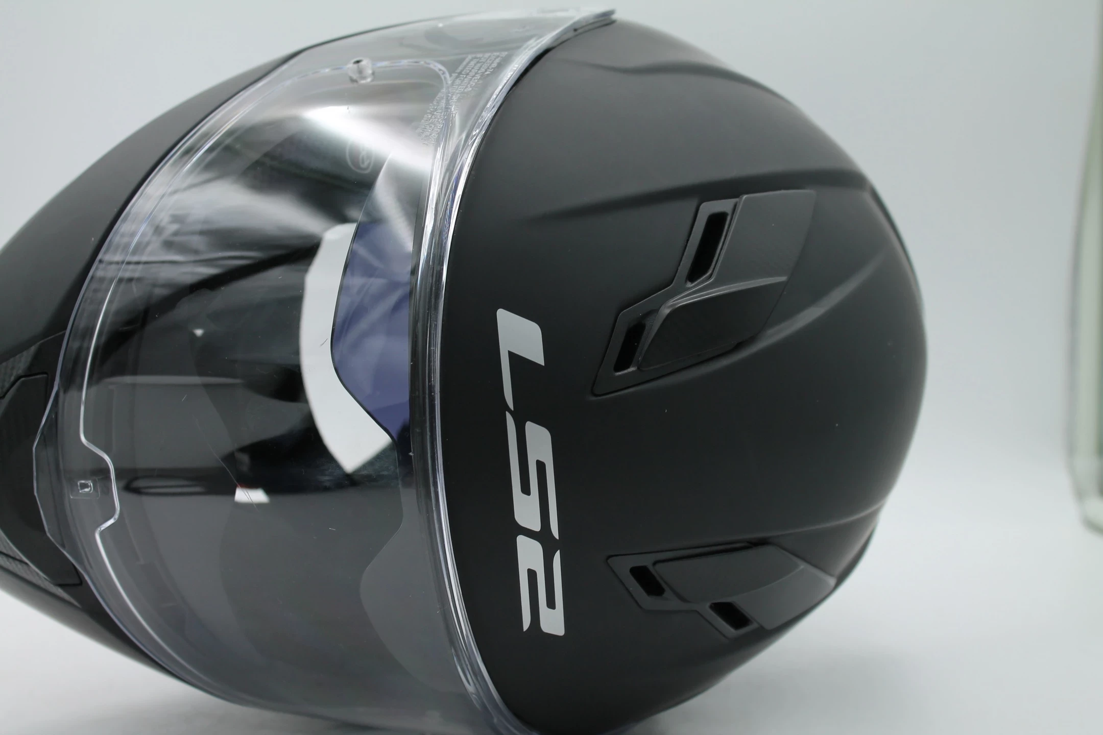 kask-motocyklowy-ls2-ff320-karton-stan-niemal-idealny-obwod-glowy