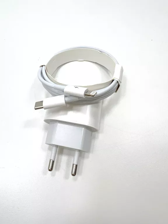 ladowarka-typ-c-iphone-lightning-kolor-bialy