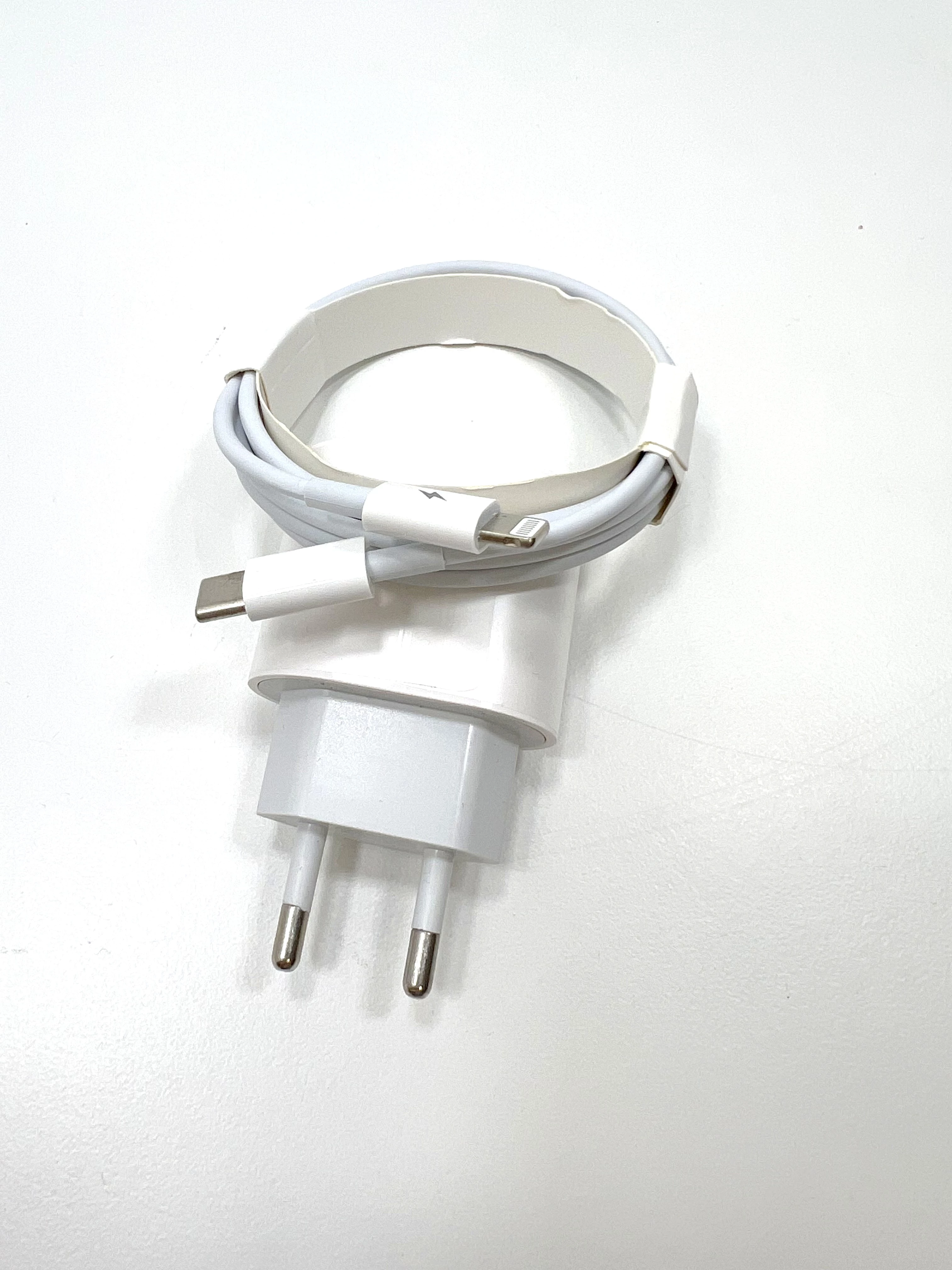 ladowarka-typ-c-iphone-lightning-kolor-bialy