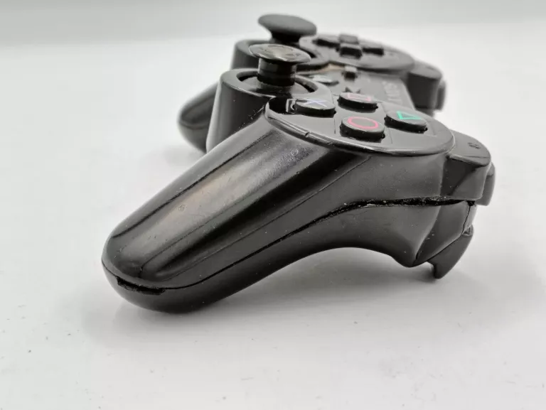 PAD SONY DO PS3 POPĘKANA OBUDOWA BRAK GUMECZKI NA ANALOGU OPIS