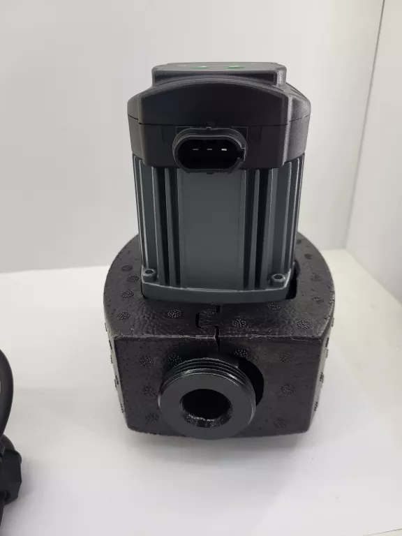 POMPA ELEKTRONICZNA ENERGOOSZCZĘDNA C.O RS25/4EAB KARTON