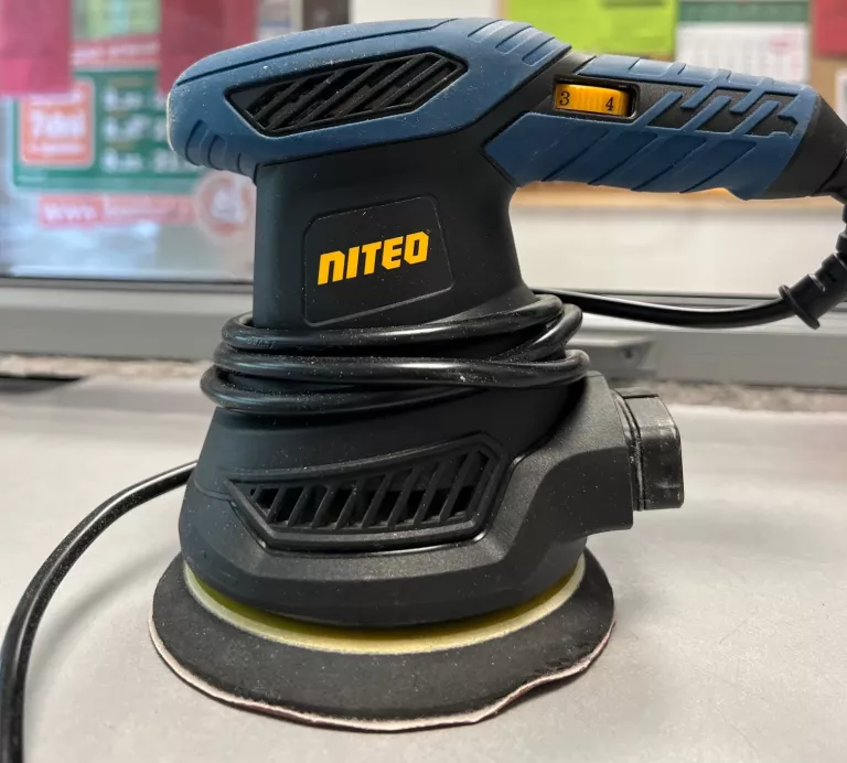 SZLIFIERKA MIMOŚRODOWA NITEO SIECIOWE 300 W 240 V