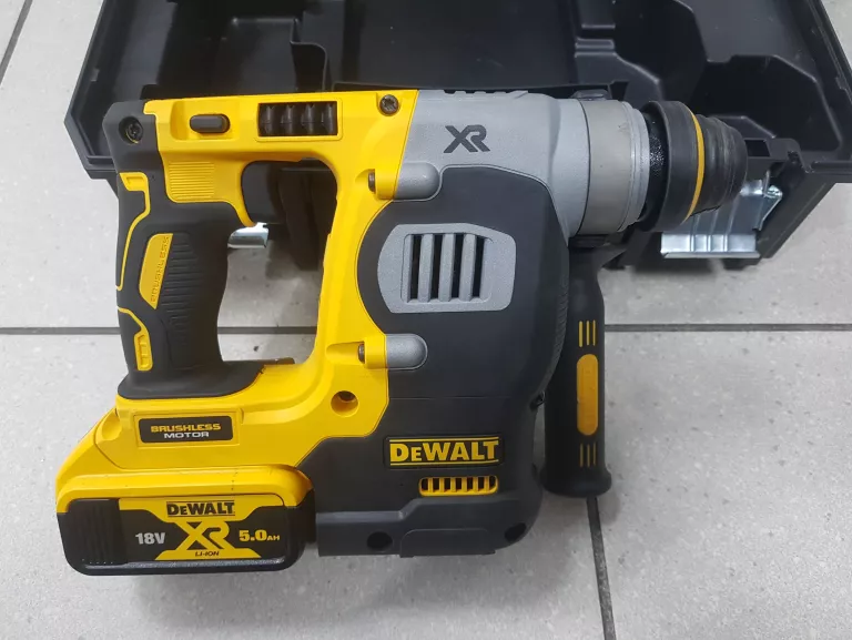 MŁOTOWIERTARKA DEWALT DCH273 SUPER ZADBANA, WALIZKA - LOMBARD TRZEBNICA