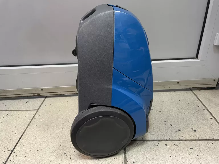 ODKURZACZ ZANUSSI COMPACT GO