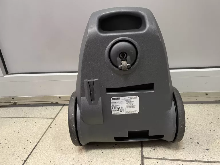 ODKURZACZ ZANUSSI COMPACT GO
