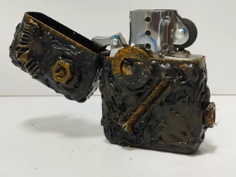 zapalniczka-fummo-custom-rodzaj-benzynowa