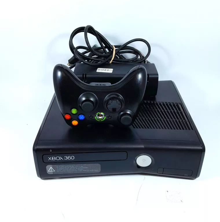KONSOLA XBOX 360 Z PADEM I ZASILACZEM Konsole Loombard.pl
