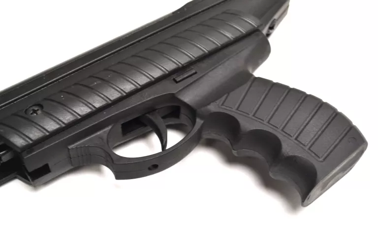PISTOLET WIATRÓWKA HATSAN MOD 25 4,5MM + PUDEŁKO