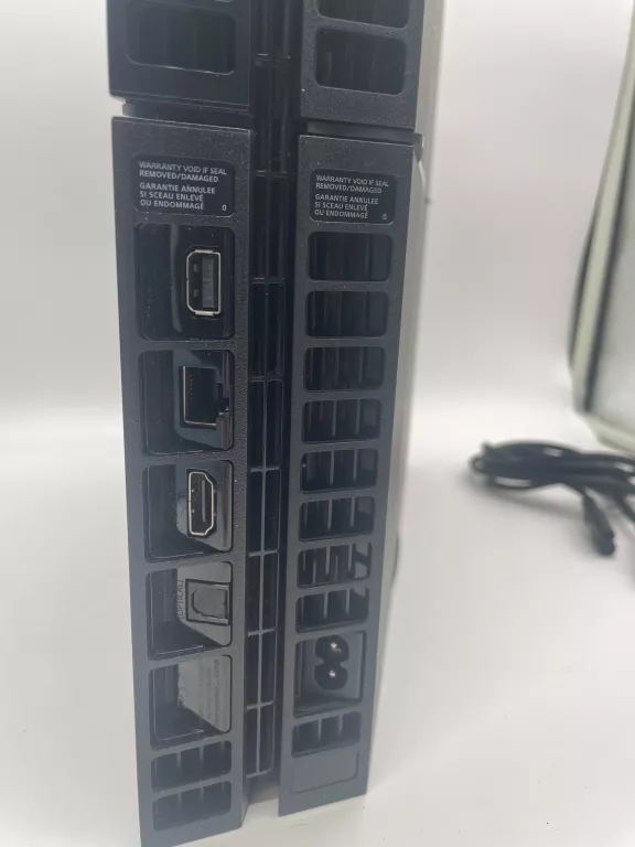 KONSOLA SONY PS4 1TB CUH-1116B FAT OPIS