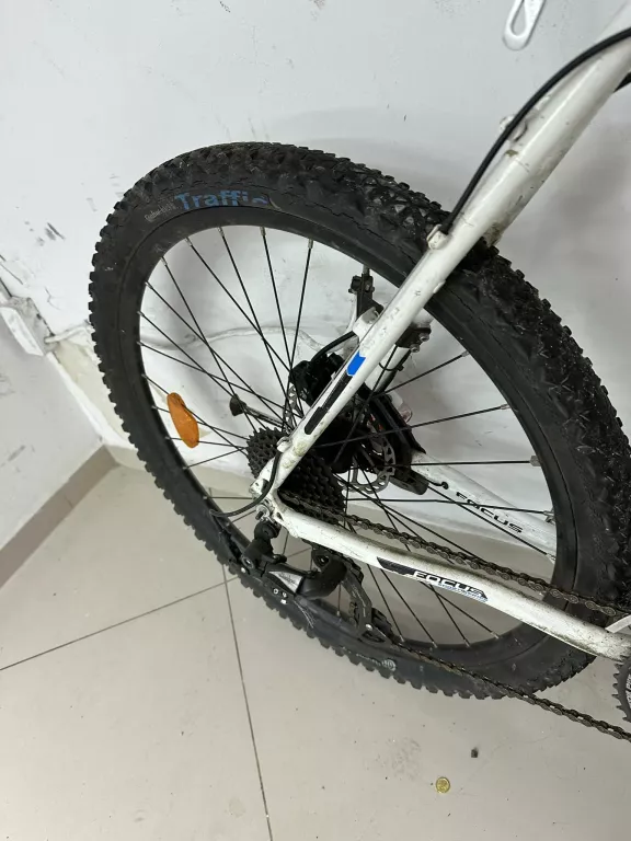 ROWER FOCUS WHISTLER 27.5''