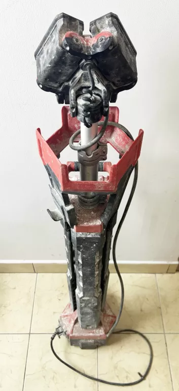 LAMPA STOJACA MILWAUKEE M18 HSAL