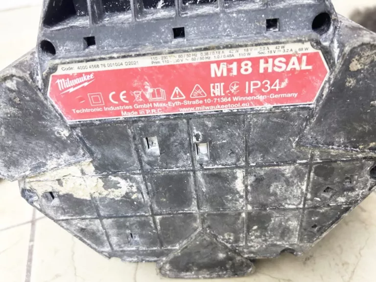 LAMPA STOJACA MILWAUKEE M18 HSAL