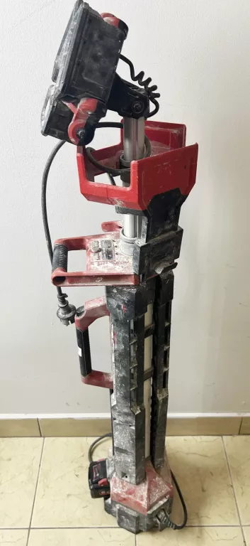 LAMPA STOJACA MILWAUKEE M18 HSAL
