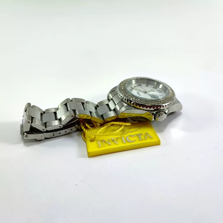 Invicta 20213 best sale