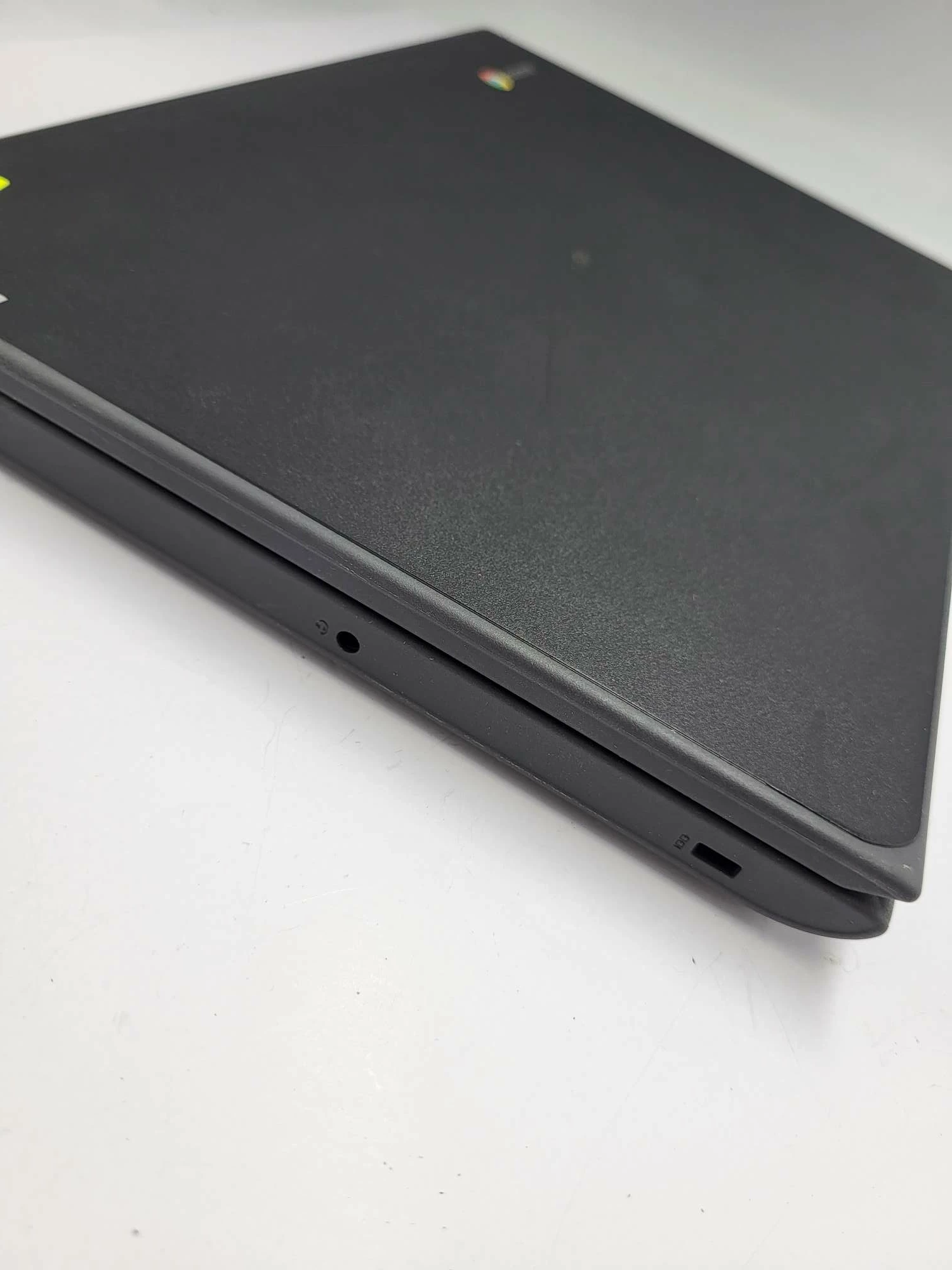 laptop-lenovo-chromebook-100e-2nd-gen-32gb-warto-rozdzielczosc-px-1366-x-768