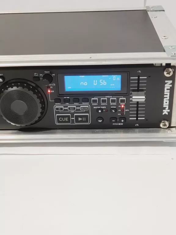 ODTWARZACZ CD/MP3/USB NUMARK MP 103 USB