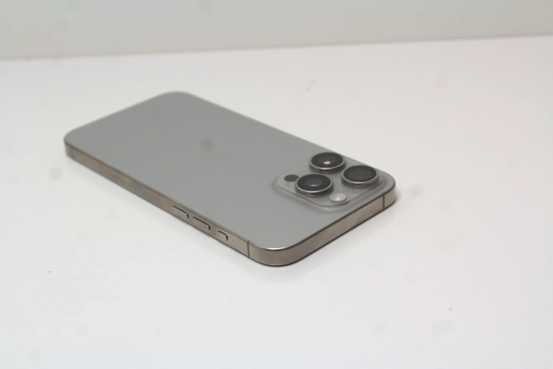 telefon-apple-iphone-15-pro-max-8256gb-kolor-czarny