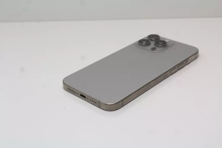 TELEFON APPLE IPHONE 15 PRO MAX 8/256GB