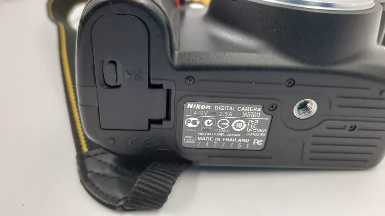 APARAT NIKON D3100 / 14,2 / SAMO BODY / *OKAZJA*