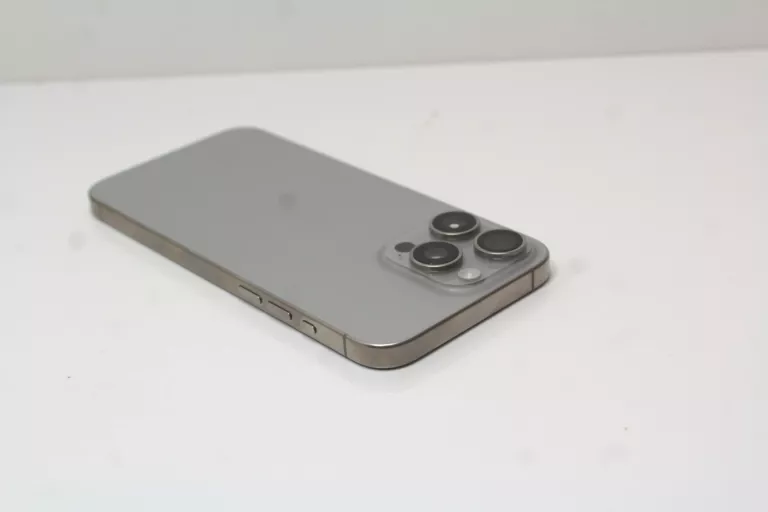 TELEFON APPLE IPHONE 15 PRO MAX 8/256GB