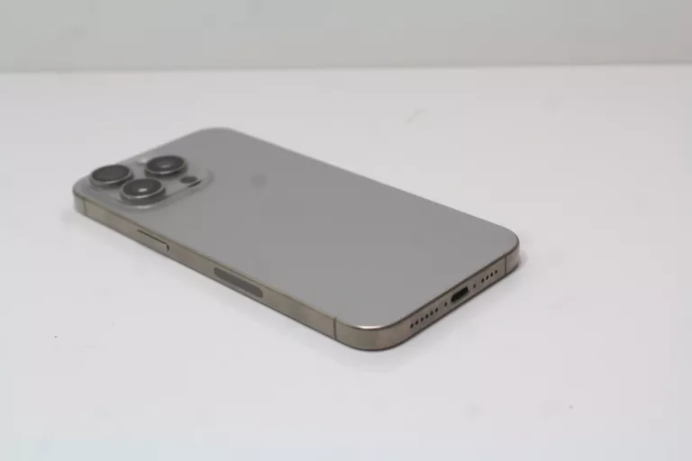 TELEFON APPLE IPHONE 15 PRO MAX 8/256GB