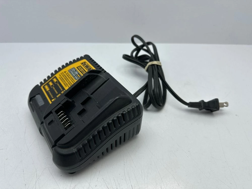 pilarka-tarczowa-akumulatorowa-dewalt-dcs-393-lad-aku-marka-dewalt