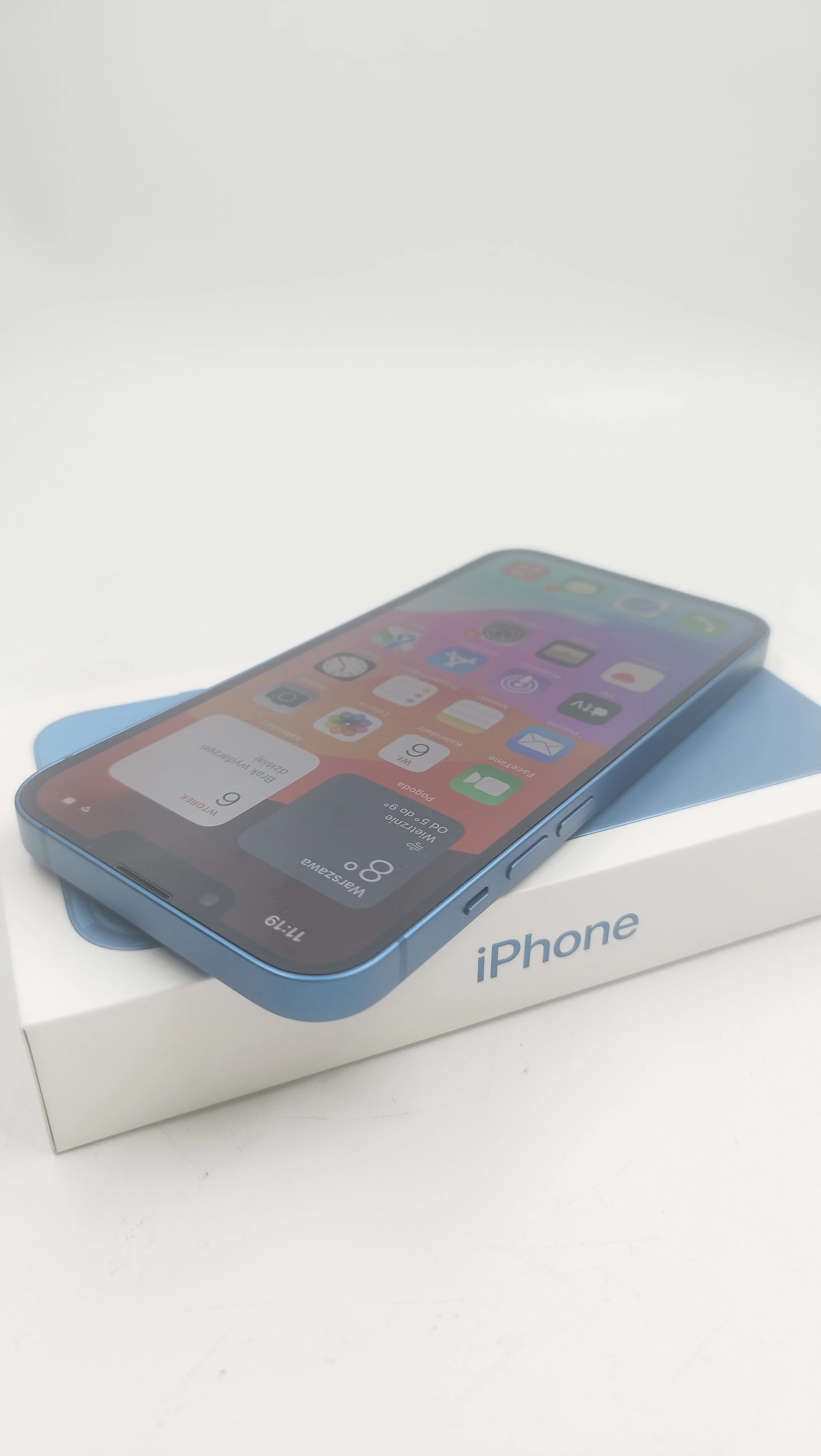 telefon-apple-iphone-13-kon100-typ-smartfon