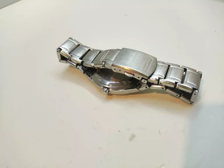 ZEGAREK CITIZEN GN-4W-S + PUDELKO