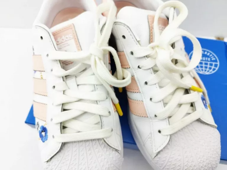 DAMSKIE BUTY ADIDAS SUPERSTAR J GV8879 R.38 2/3