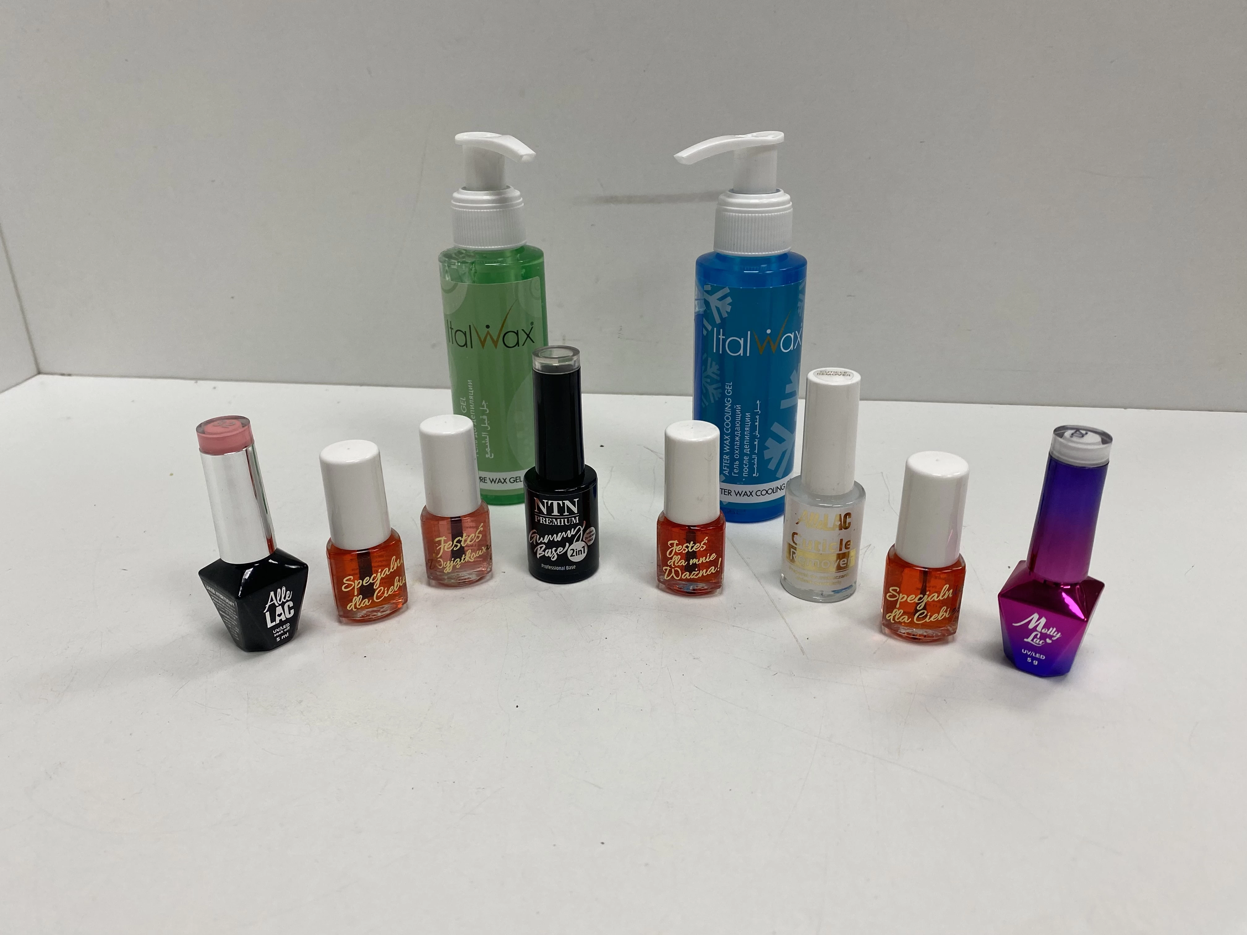 zestaw-do-hybryd-z-lampa-neonail-starter-set-de-luxe-product-id-c8a42170-7e50-4955-9d31-5adb68cedf91