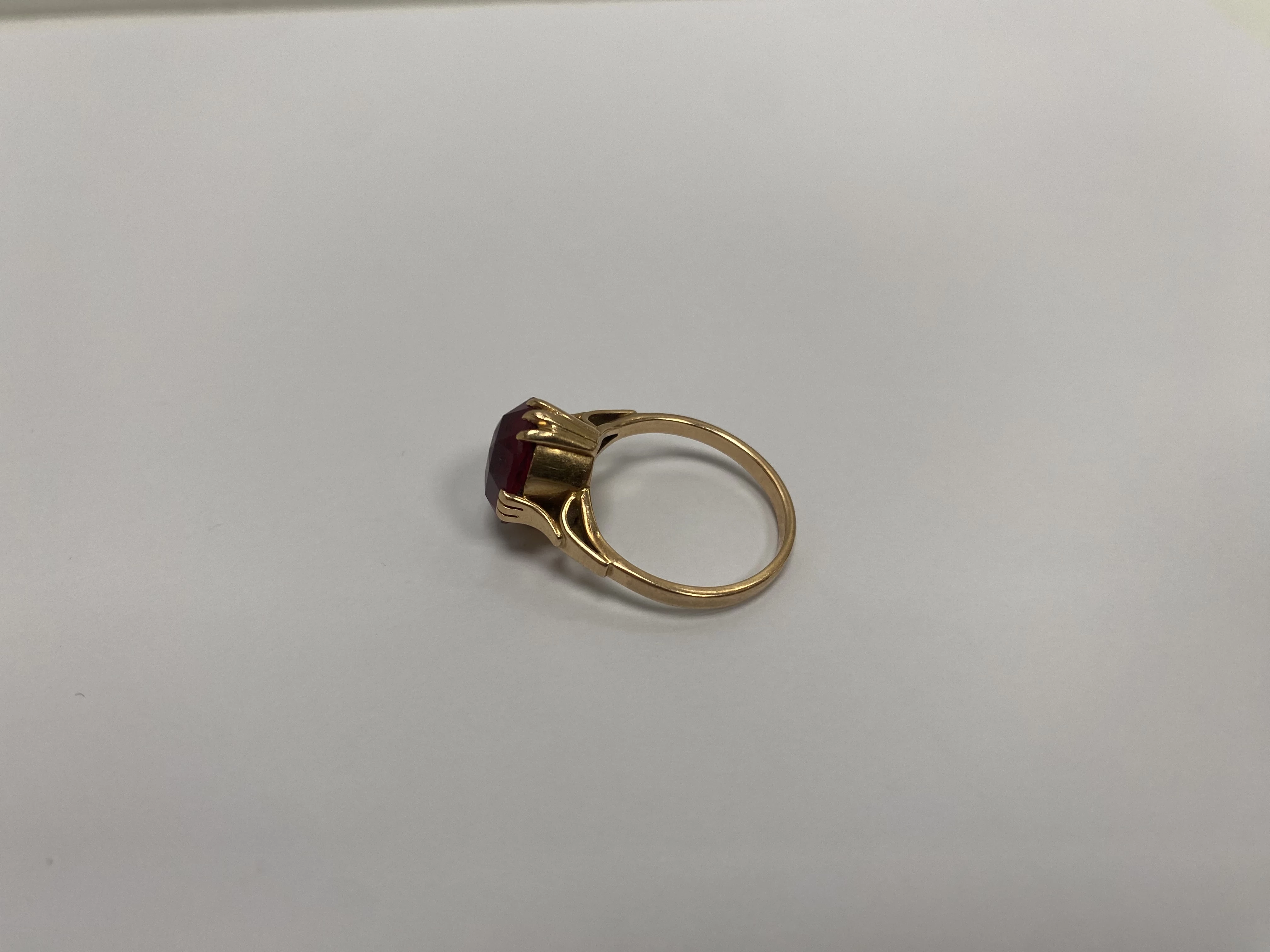 zloty-pierscionek-512-g-pr585-rozmiar-15-kamien-17088-4194304