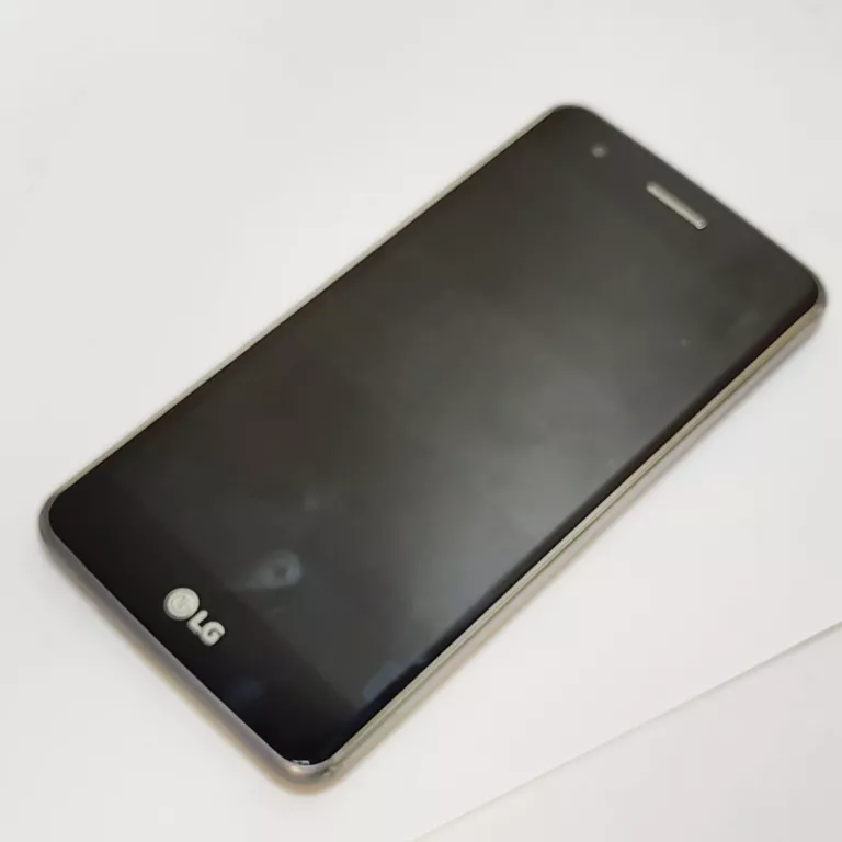 TELEFON LG K8 2017